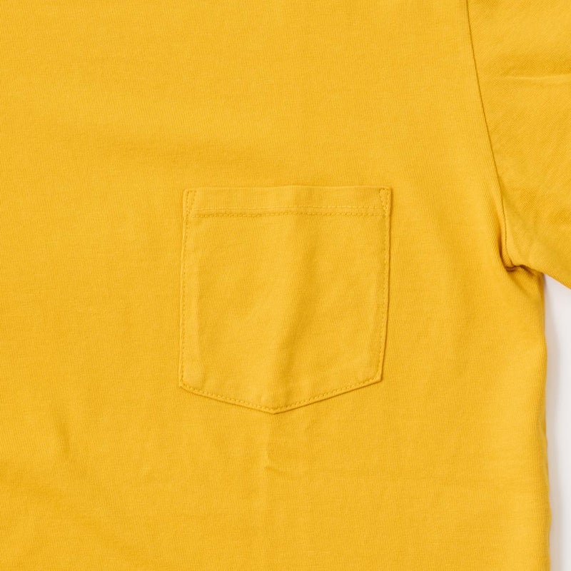 フェルコのアメリカ製ポケットＴシャツ、カラーはマスタード