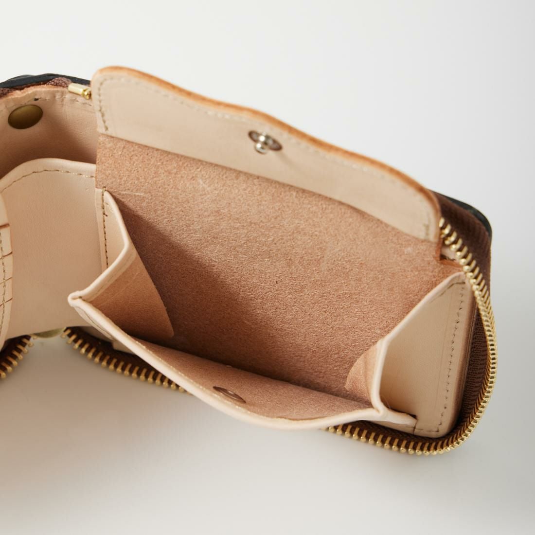 KC'S LEATHER CRAFT (ケイシイズレザークラフト) ROUND ZIP BILLFORD