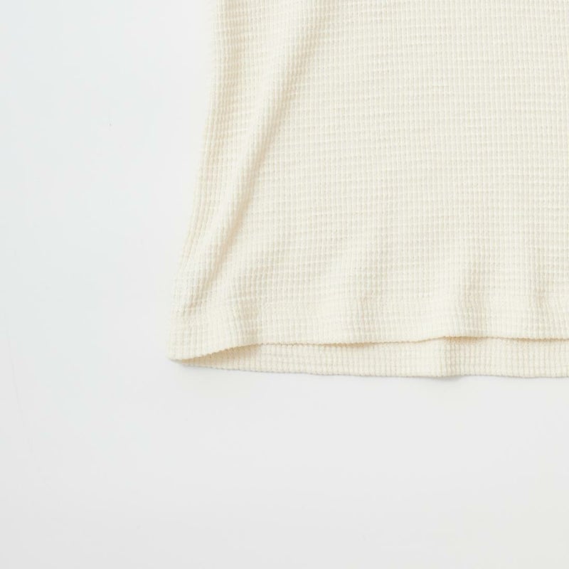 RRL(ﾀﾞﾌﾞﾙｱｰﾙｴﾙ)のワッフル素材を使用したヘンリーネックのカットソー
