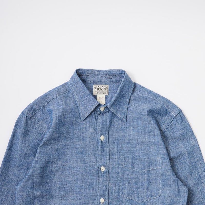 RRL(ﾀﾞﾌﾞﾙｱｰﾙｴﾙ)秋冬モデルのコットンシャンブレー素材の長袖レギュラーカラーシャツ