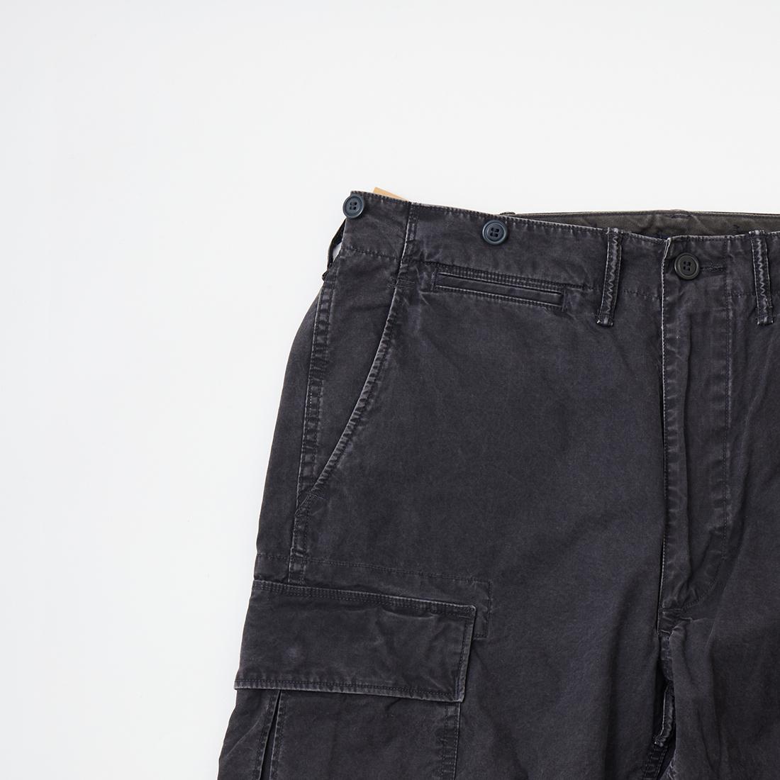 RRL(ﾀﾞﾌﾞﾙｱｰﾙｴﾙ)で定番モデルとなっているカーゴパンツ