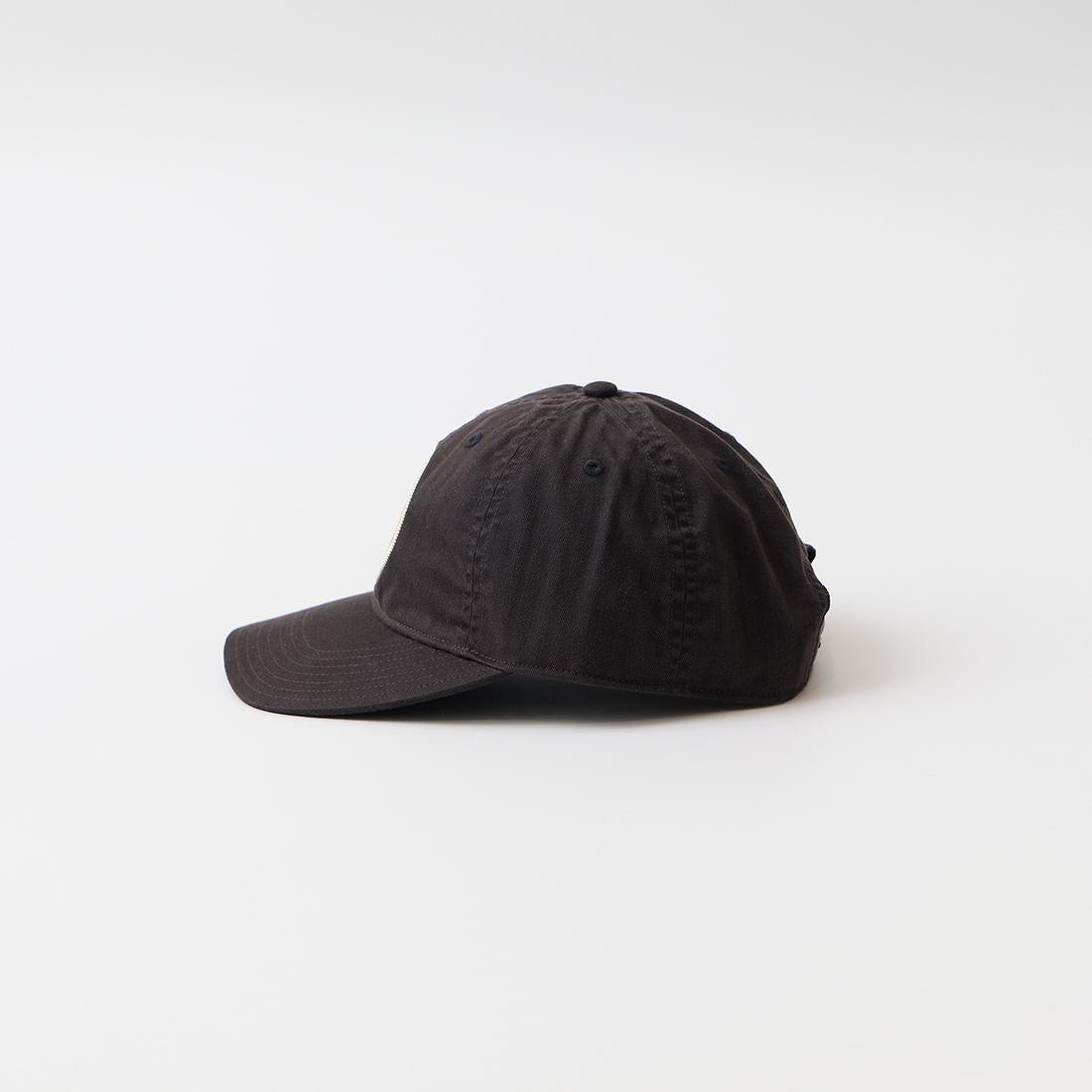 RRL(ﾀﾞﾌﾞﾙｱｰﾙｴﾙ)で定番モデルとなっているトラッカーキャップ