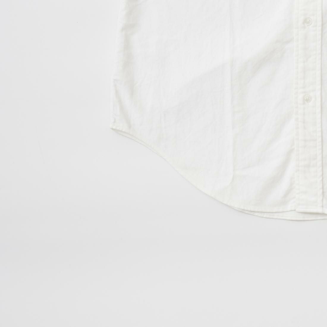 ﾘｿﾞﾙﾄﾃﾞｻﾞｲﾅｰ林さん監修、ﾌｧｰｲｰｽﾄﾏﾆｭﾌｧｸﾁｬﾘﾝｸﾞのﾎﾞﾀﾝﾀﾞｳﾝ襟 ﾎﾜｲﾄｶﾗｰ