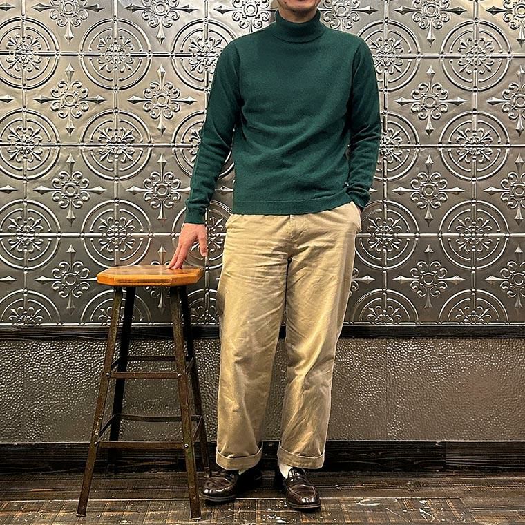 WILLIAM LOCKIE (ウィリアムロッキー) タートルネック セーター ニット
