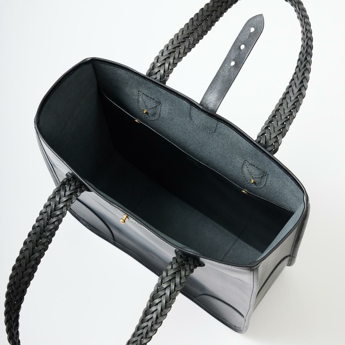 BEORMA LEATHER COMPANY (ベオーマレザーカンパニー) ブライドルレザー