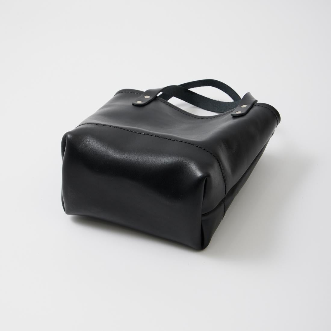 HERITAGE LEATHER (ヘリテイジレザー) エクスプローラー別注 レザー