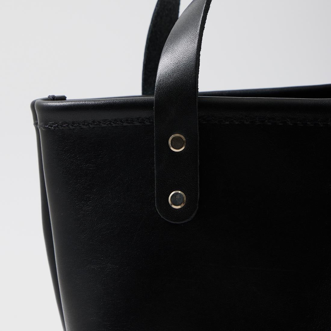 HERITAGE LEATHER (ヘリテイジレザー) エクスプローラー別注 レザー
