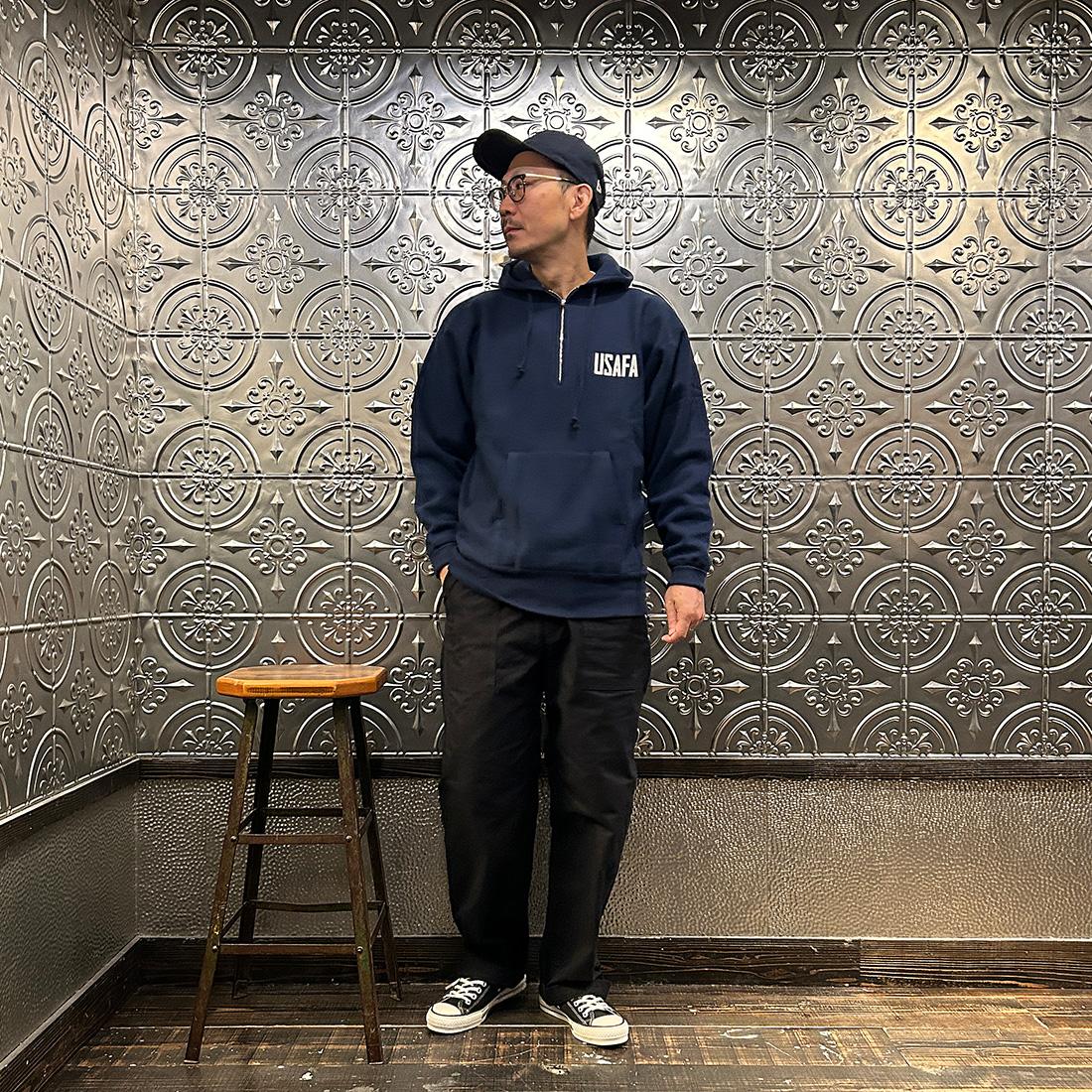 N*様 ChampionチャンピオンTRUETOARCHIVESスウェット紺ネイ CHAMPION (チャンピオン) TRUE TO ARCHIVE REVERSE WEAVE HALF ZIP